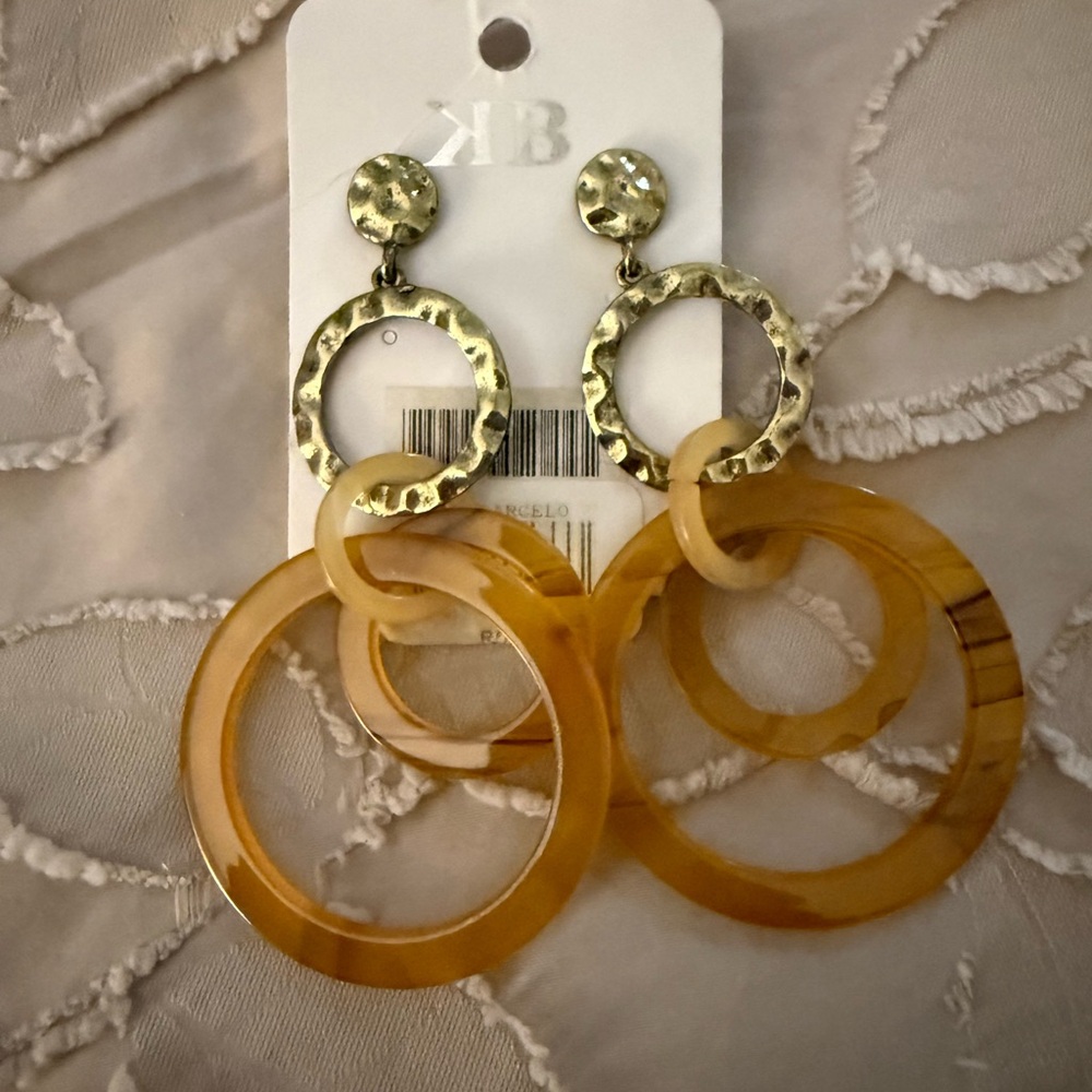 Stylish Gold and Tan Hoop Earrings